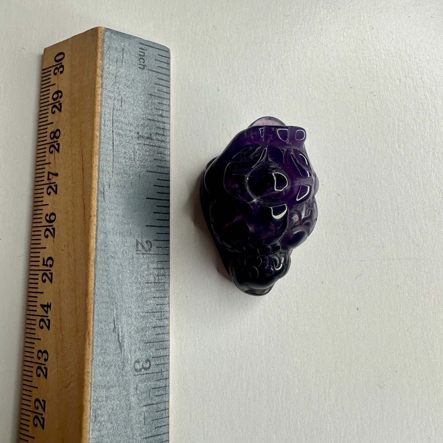 Adorable Mini Money Toad Master Carved In Amethyst | Pocket size