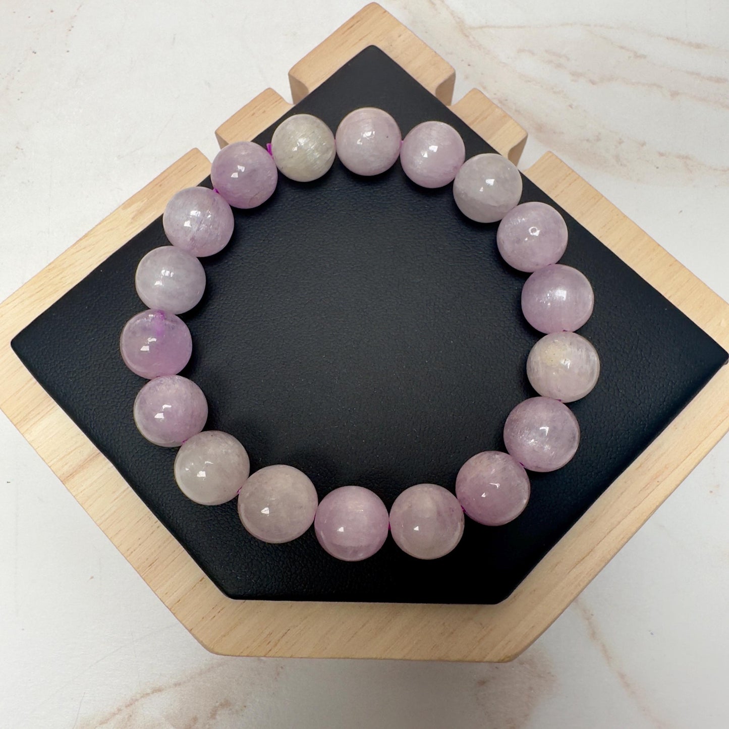 Kunzite Bracelet With Cat-Eye Flash From Brazil In 11.3mm