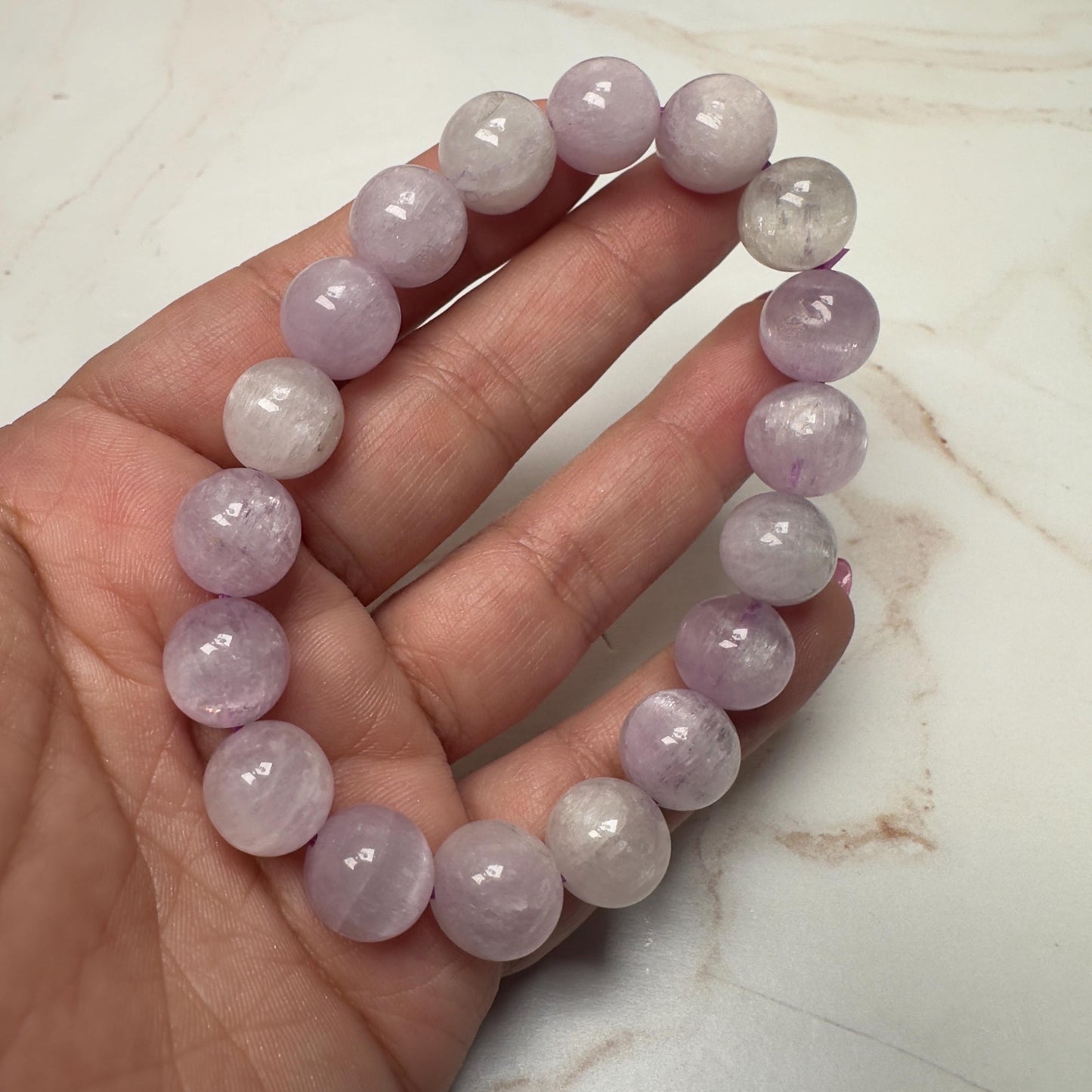 Kunzite Bracelet With Cat-Eye Flash From Brazil In 11.3mm