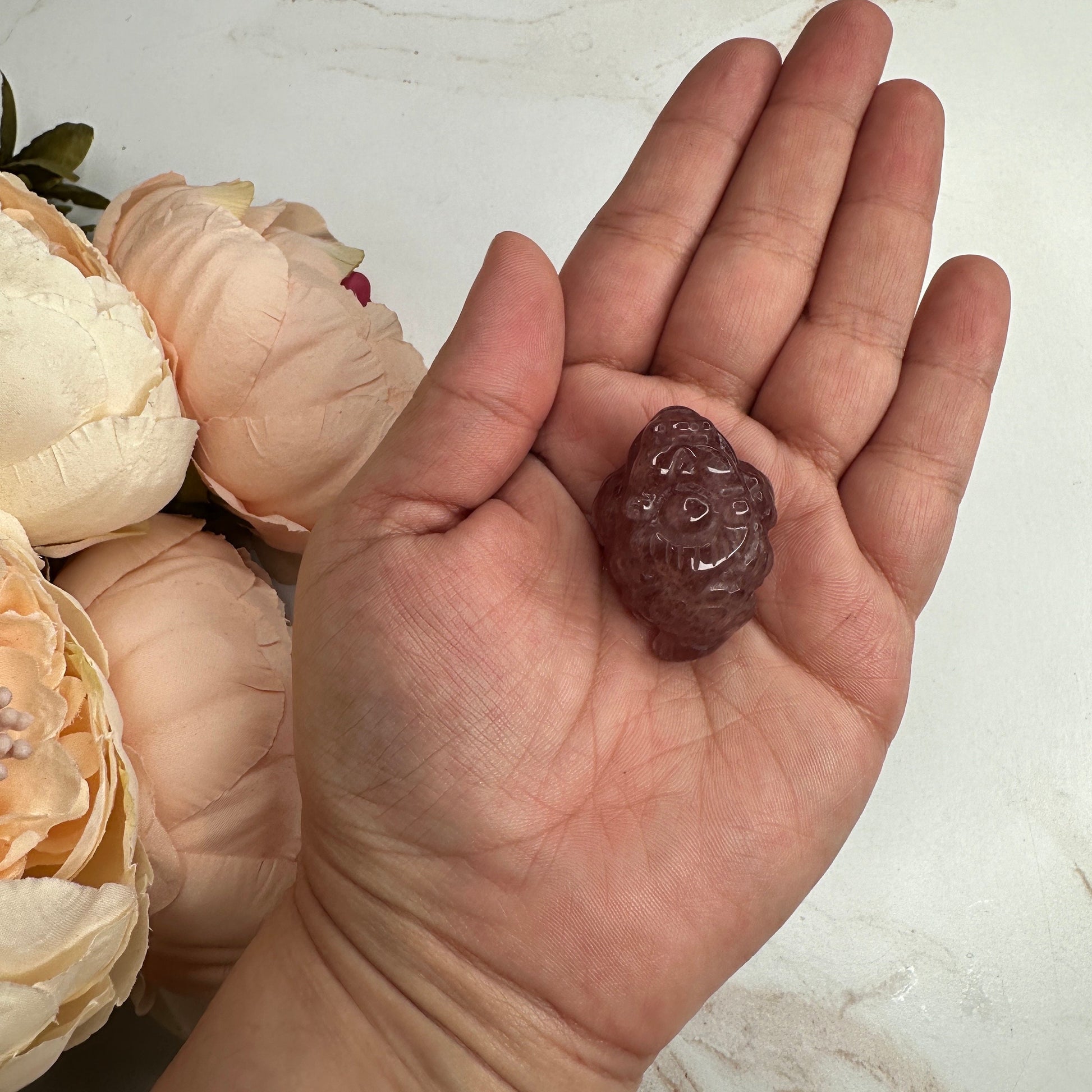 Mini Money Toad in Strawberry Quartz Master Carved | Pocket size