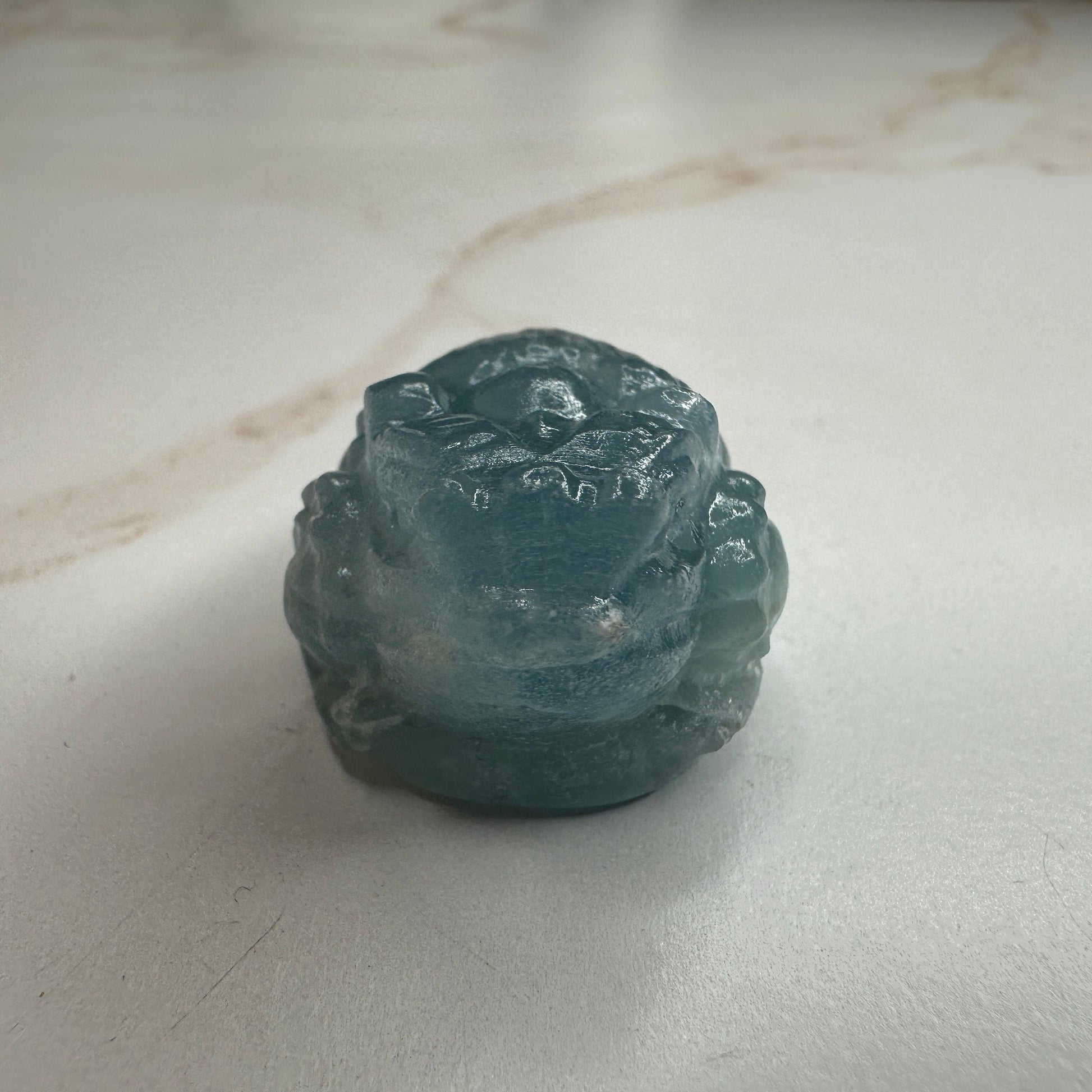 Mini Money Toad In Blue Onyx Master Carved | Pocket size