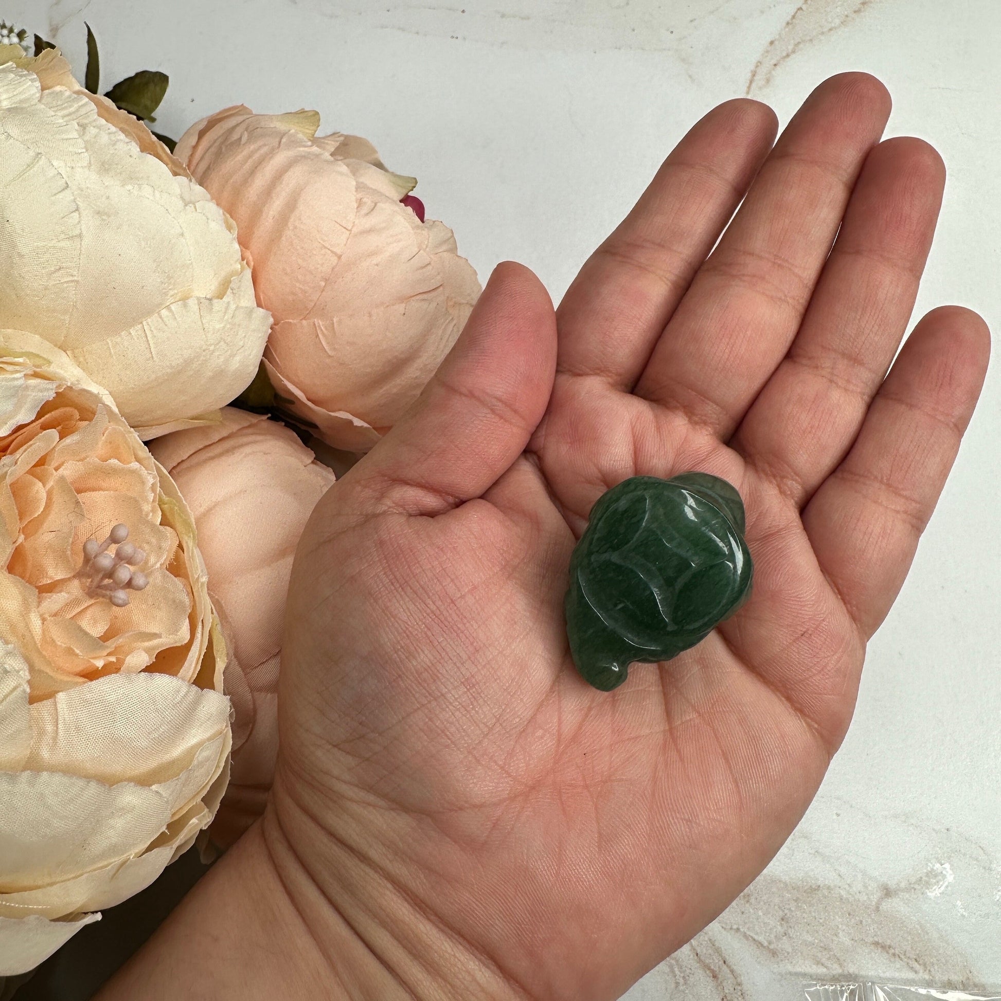 Mini Money Toad in Green Aventurine Master Carved | Pocket size