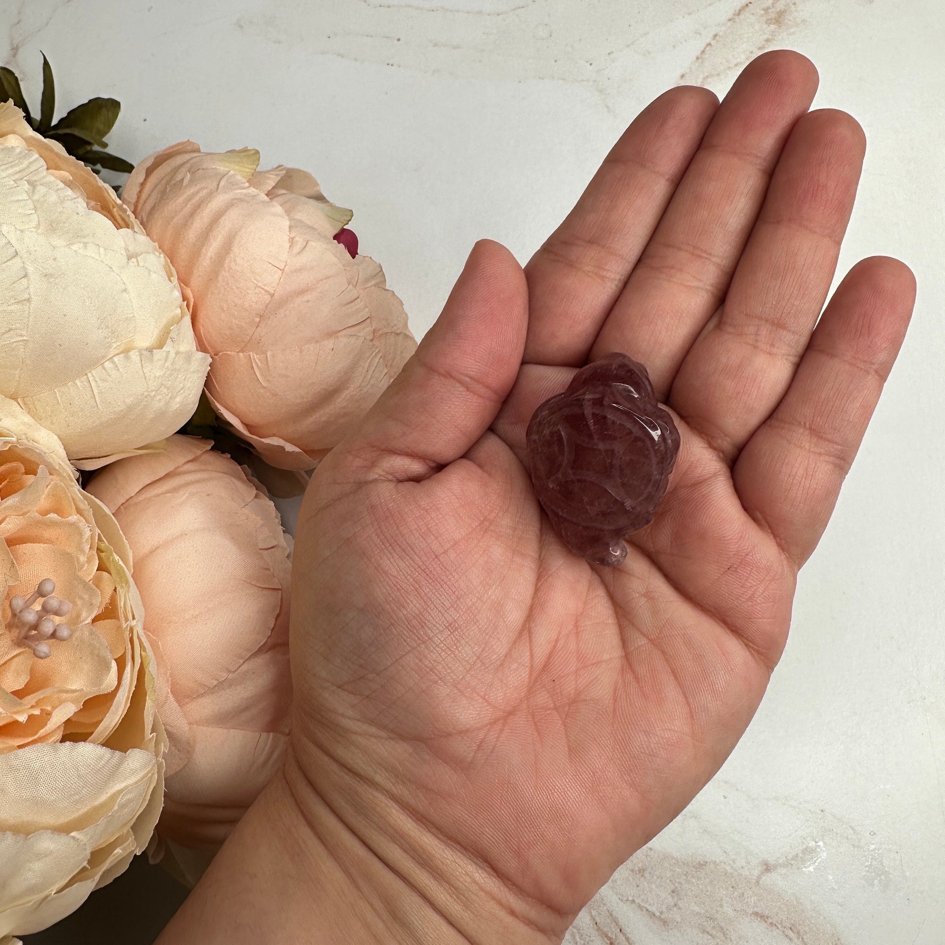 Mini Money Toad in Strawberry Quartz Master Carved | Pocket size