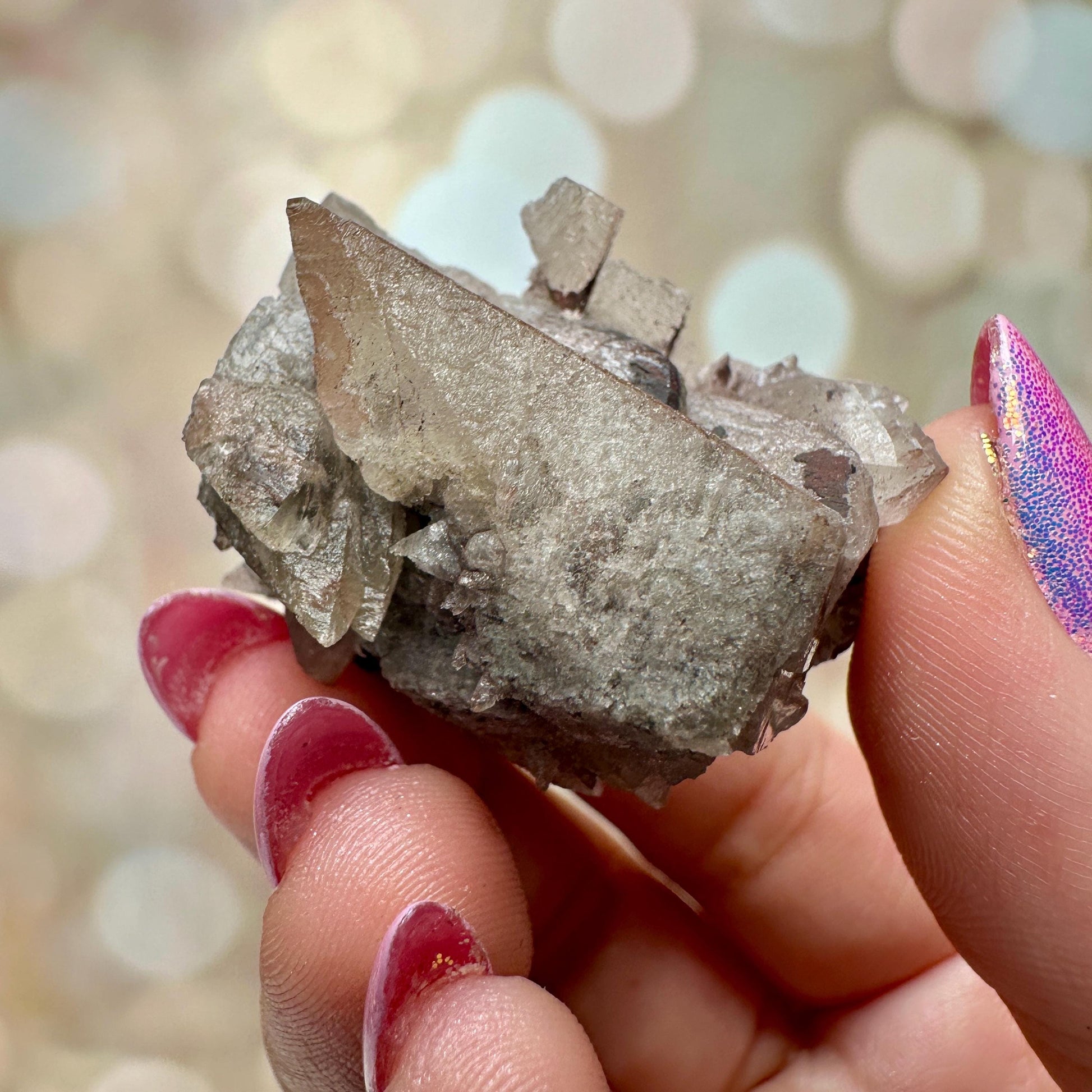 Calcite with Hematite – UV Reactive – Potosi Mine, Santa Eulalia, Chihuahua, Mexico