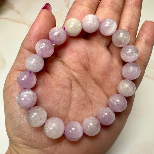 Kunzite Bracelet With Cat-Eye Flash From Brazil In 11.3mm